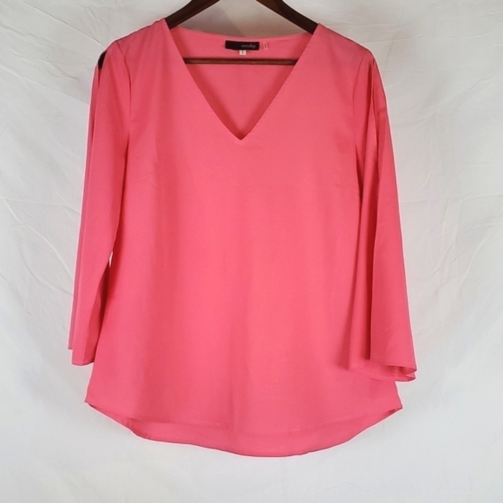 crosby. Pink Cold Shoulder Top‎